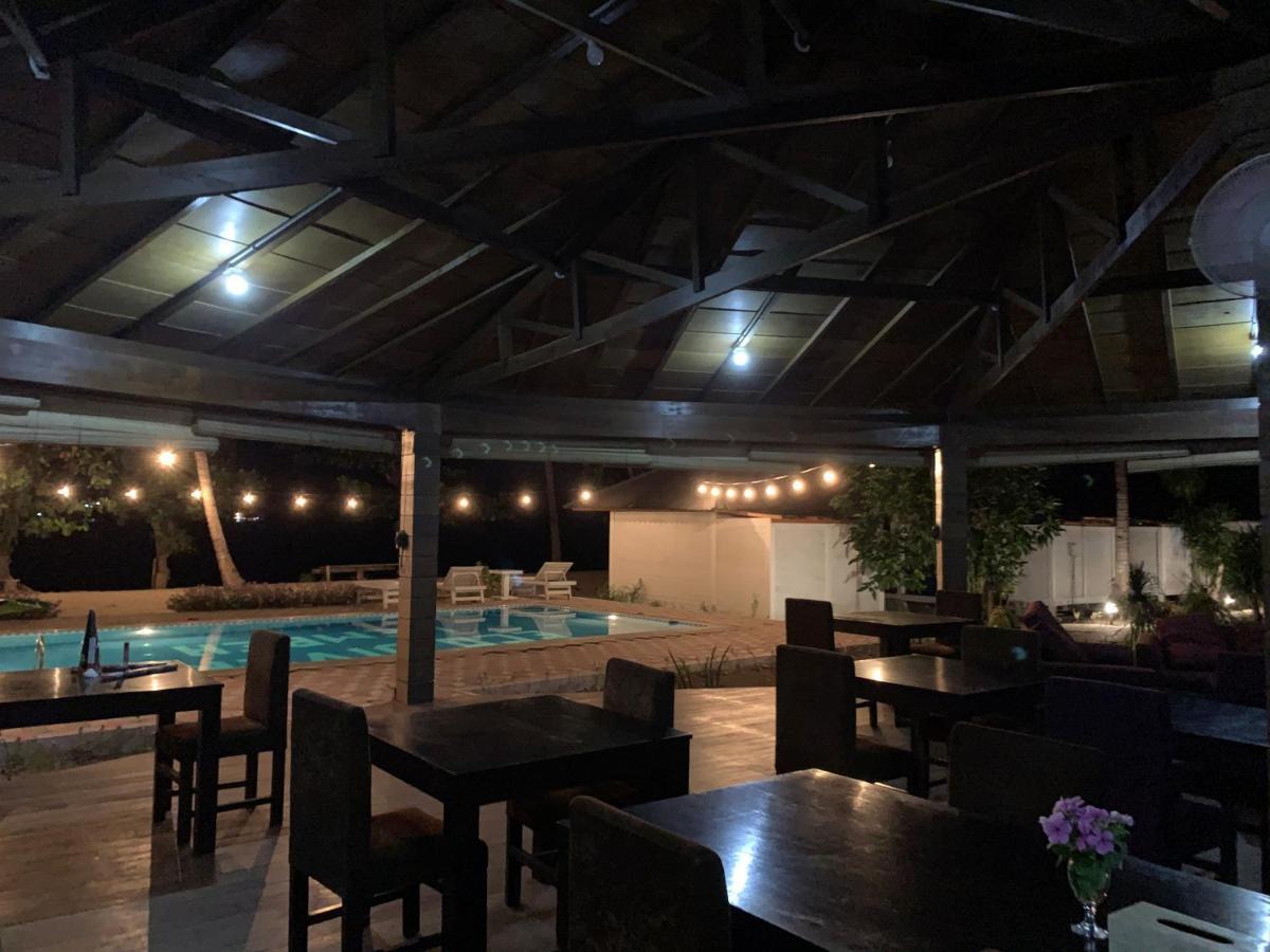 White Sands Beach Resort Lembeh Bitung Buitenkant foto
