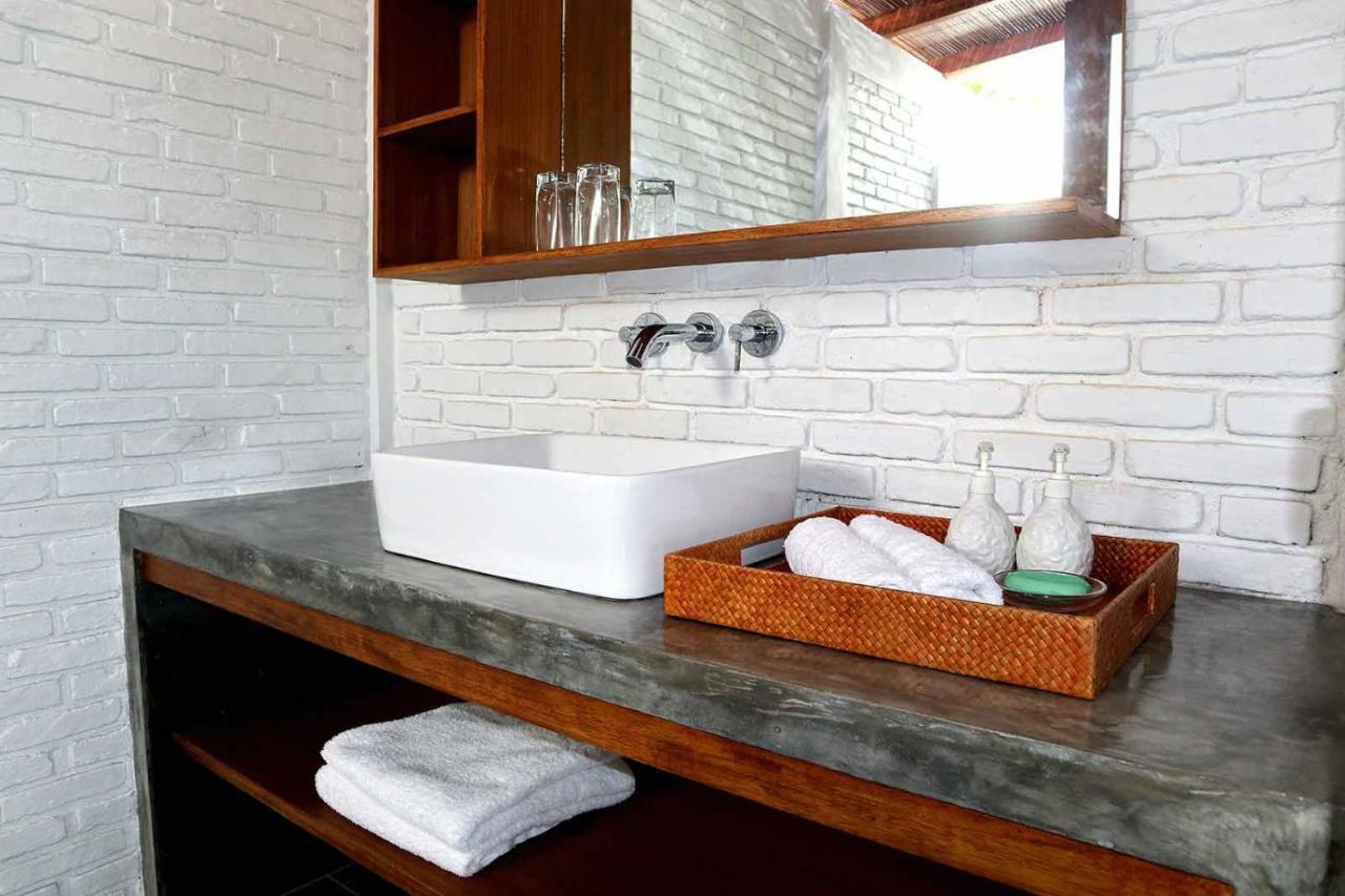 White Sands Beach Resort Lembeh Bitung Buitenkant foto
