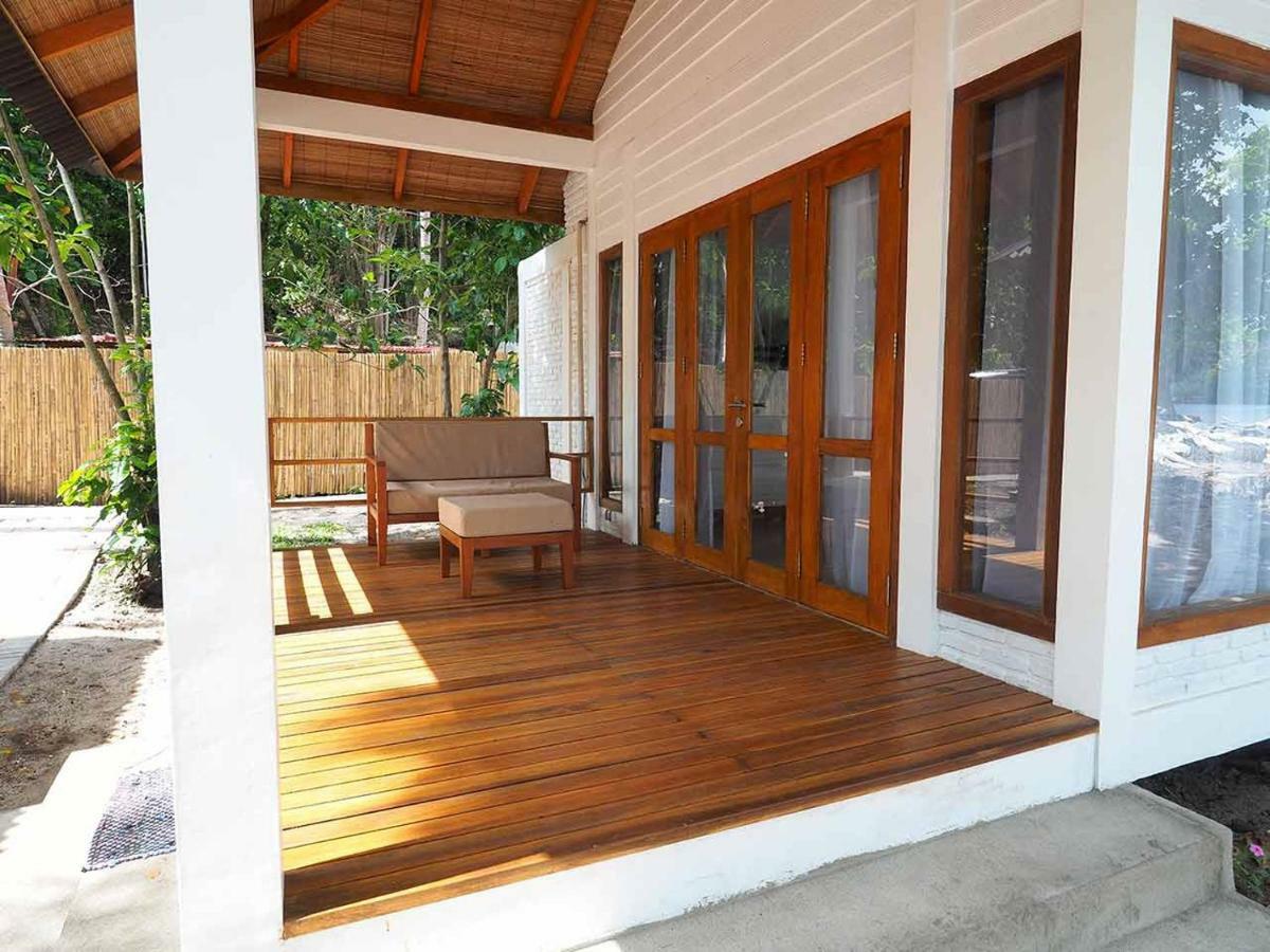 White Sands Beach Resort Lembeh Bitung Buitenkant foto