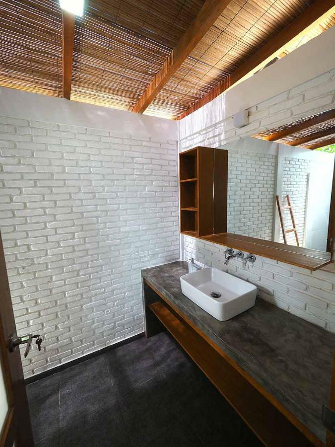 White Sands Beach Resort Lembeh Bitung Buitenkant foto